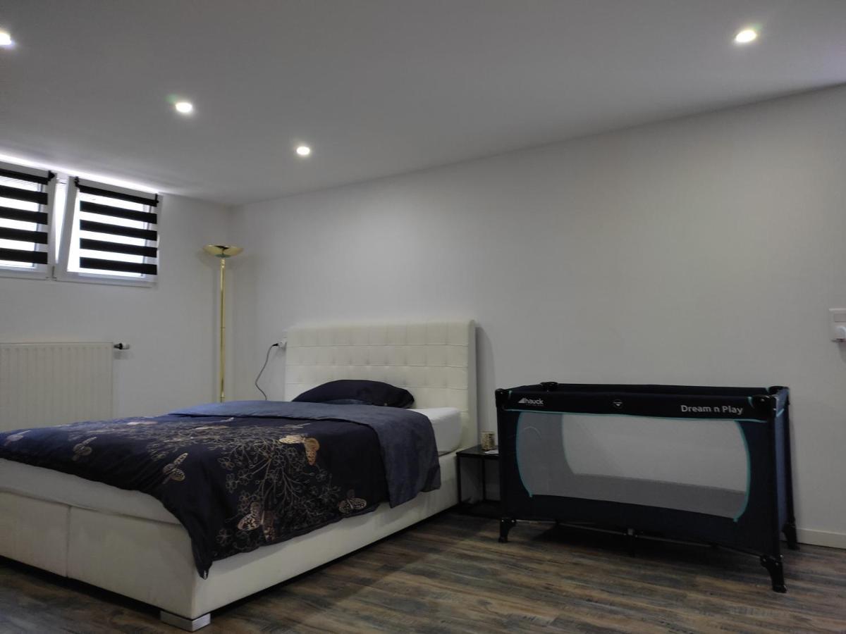 Studio 45M2 Tres Calme Village-Neuf Exterior photo
